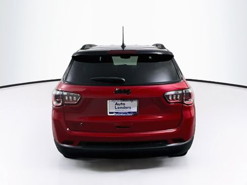 Used 2023 Jeep Compass Latitude w/ Convenience Group AWD/4WD image 6