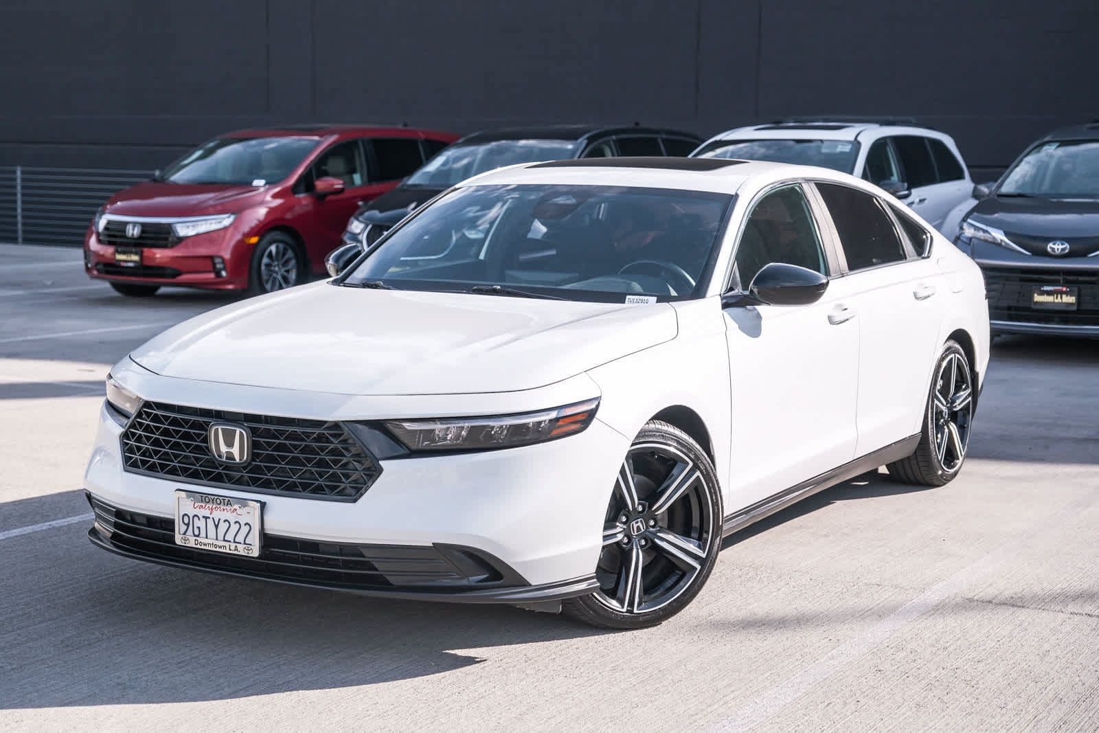Used 2023 Honda Accord Sport image 1