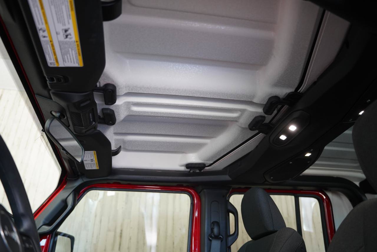 Used 2024 Jeep Gladiator Sport AWD/4WD image 25