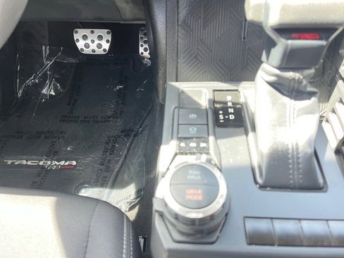 Certified 2024 Toyota Tacoma TRD Sport image 23