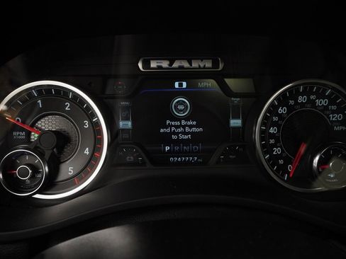 Certified 2024 RAM 2500 Laramie w/ Night Edition AWD/4WD image 35