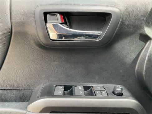 Used 2023 Toyota Tacoma TRD Sport w/ Technology Package image 14