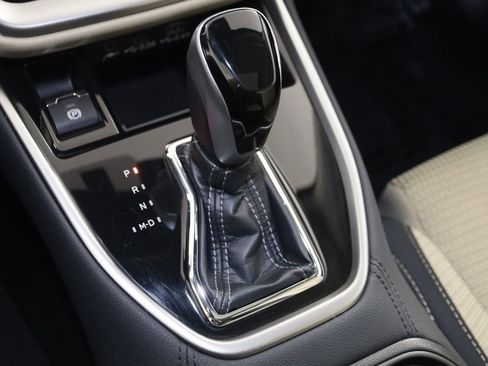 Used 2025 Subaru Outback Premium image 7