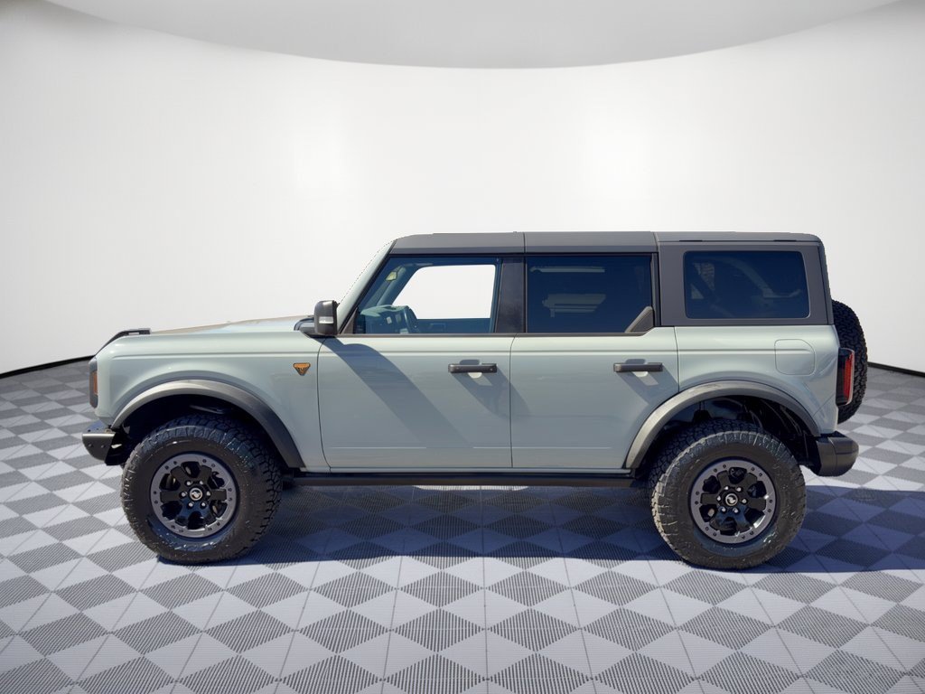 Used 2021 Ford Bronco Badlands AWD/4WD image 2