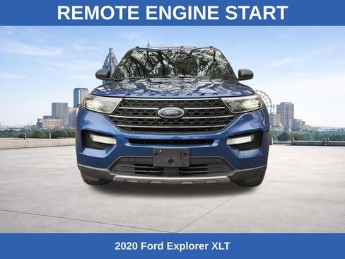 Used 2020 Ford Explorer XLT w/ Equipment Group 202A AWD/4WD image 8