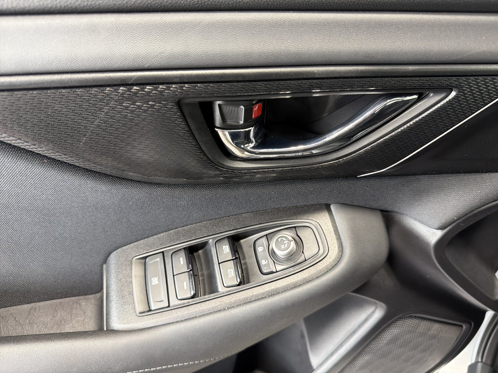 Certified 2025 Subaru Legacy Premium AWD/4WD image 19