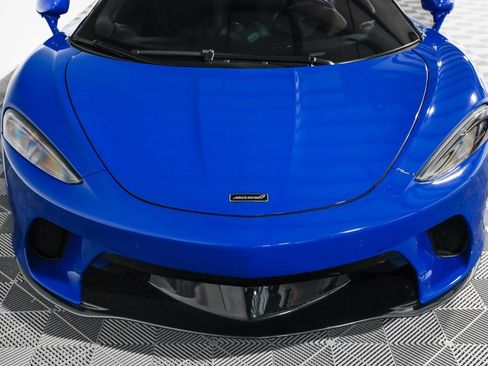 Used 2020 McLaren GT image 23