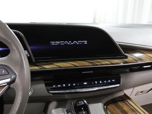 Used 2021 Cadillac Escalade Sport Platinum image 9
