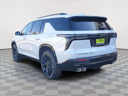 New 2026 Chevrolet Traverse RS w/ LPO, Floor Liner Package image 4