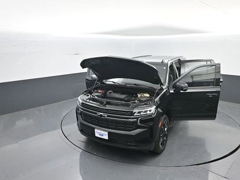 Used 2022 Chevrolet Tahoe RST w/ Luxury Package AWD/4WD image 44