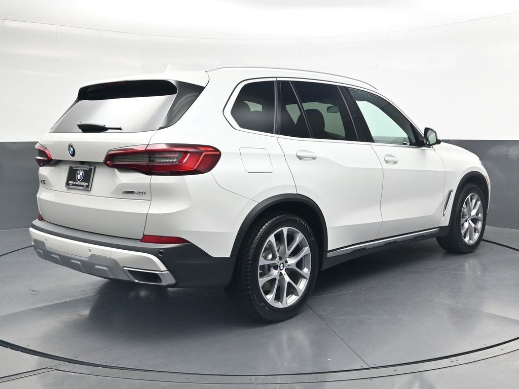 Used 2019 BMW X5 xDrive40i w/ Convenience Package AWD/4WD image 4