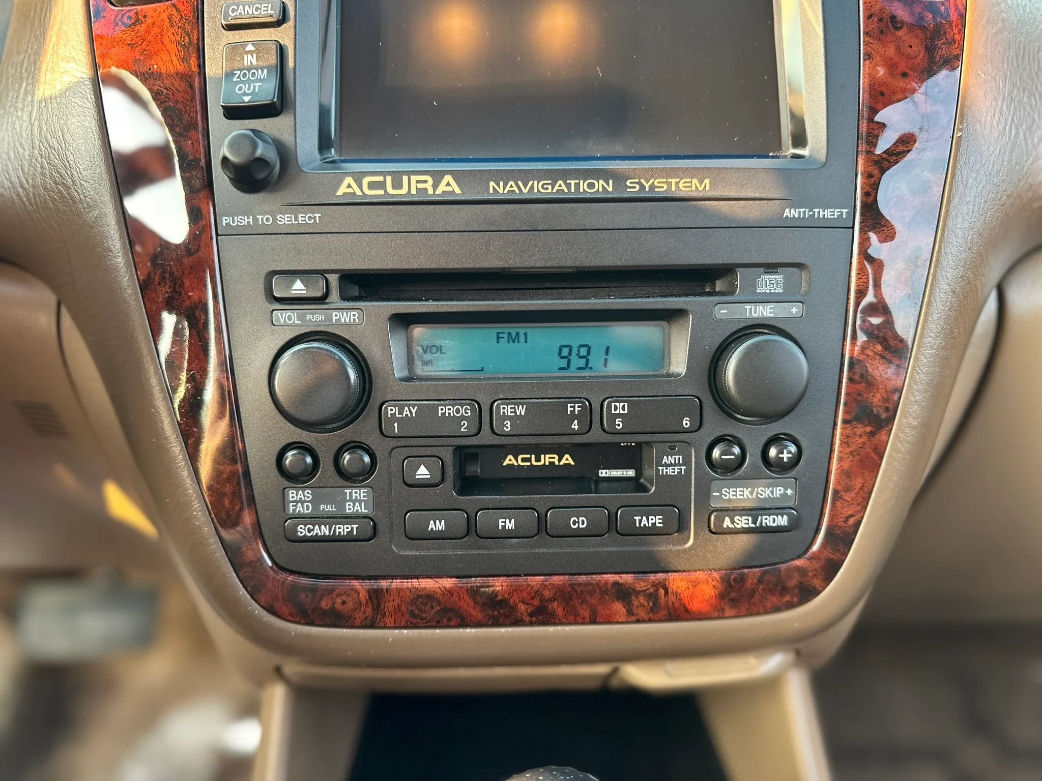 Used 2002 Acura MDX w/ Navigation AWD/4WD image 39