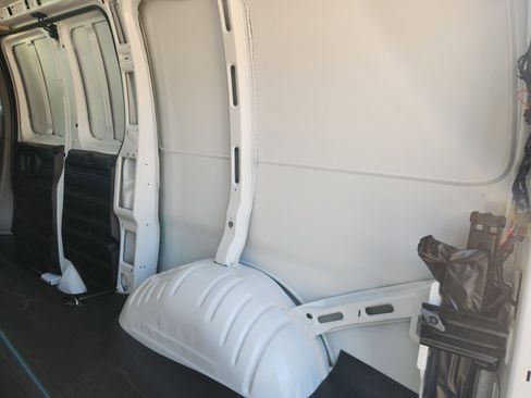 New 2025 Chevrolet Express 2500 w/ Driver Convenience Package image 33