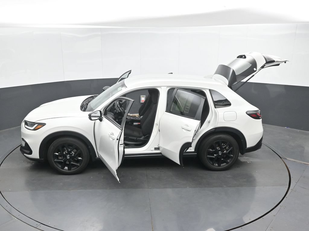 Used 2024 Honda HR-V Sport image 48