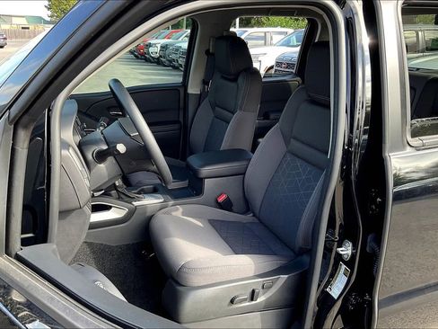 New 2025 Nissan Frontier SV image 14