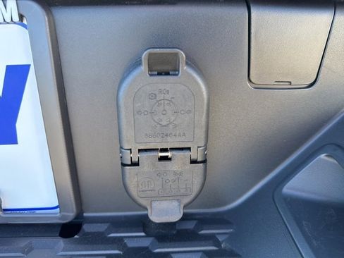 New 2026 RAM 1500 Laramie image 16