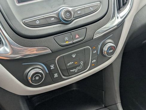 Used 2023 Chevrolet Equinox LS w/ LS Convenience Package image 25