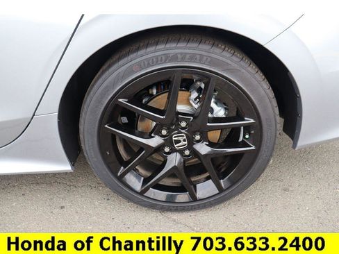 Certified 2025 Honda Civic Sport image 28