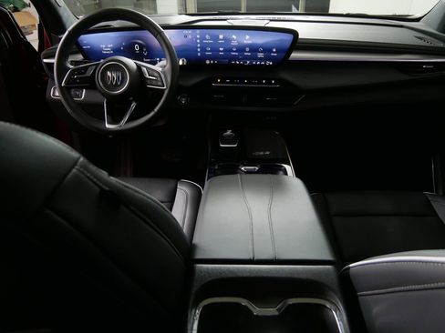 Used 2025 Buick Enclave Avenir image 22