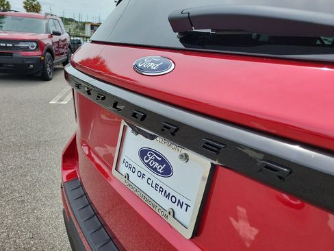 New 2026 Ford Explorer ST-Line w/ ST-Line Street Pack RWD image 7