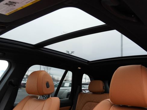 Used 2026 BMW X5 xDrive40i image 14