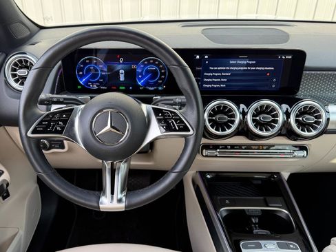 Used 2024 Mercedes-Benz EQB 250+ w/ Winter Package image 10
