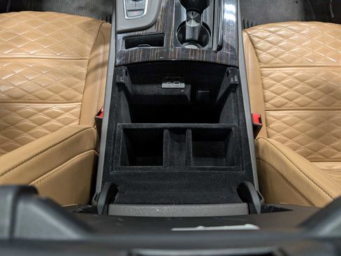 Used 2023 Cadillac Escalade Premium Luxury image 26