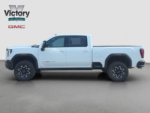 Used 2026 GMC Sierra 2500 AT4X AWD/4WD image 6
