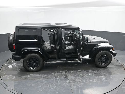 Used 2014 Jeep Wrangler Unlimited Sahara image 53