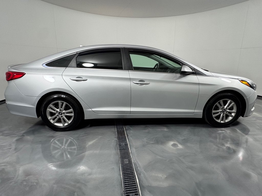 Used 2017 Hyundai Sonata SE FWD image 27