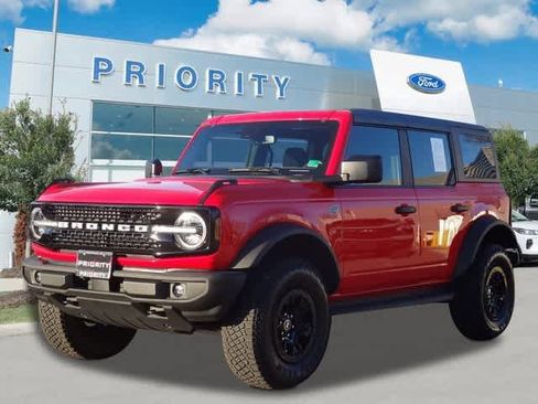 Certified 2022 Ford Bronco Wildtrak image 1