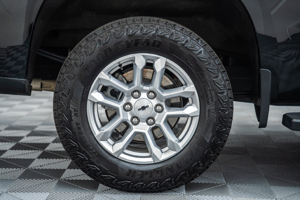 Used 2026 Chevrolet Silverado 1500 RST AWD/4WD image 22