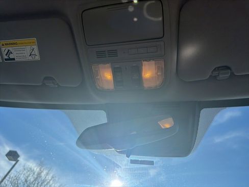 Certified 2018 Honda CR-V Touring image 22