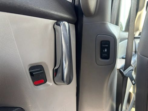Used 2015 Honda Odyssey EX-L image 56