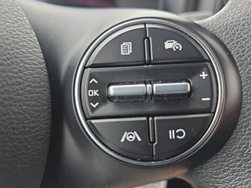 Certified 2025 Kia Soul LX image 23