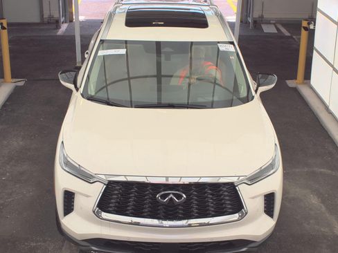 Certified 2023 INFINITI QX60 Sensory w/ Vision Package FWD image 2