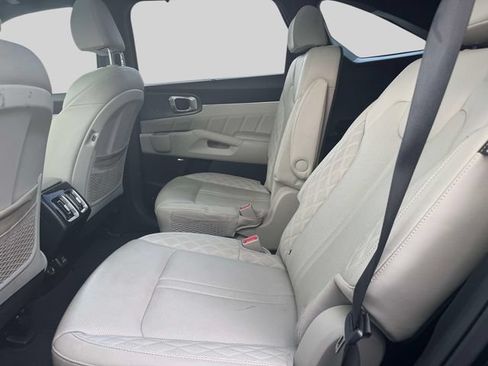 Used 2025 Kia Sorento SX Prestige AWD/4WD image 15