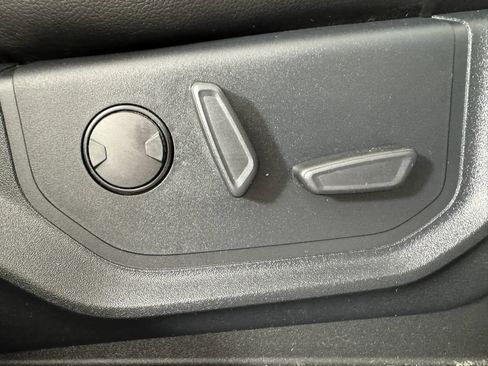 Used 2019 Ford F150 Lariat AWD/4WD image 34