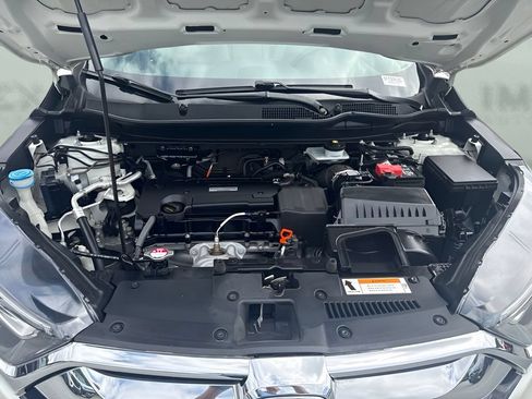 Used 2018 Honda CR-V LX image 18