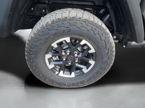 New 2026 Jeep Gladiator Rubicon w/ Safety Group image 35