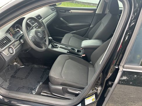 Used 2014 Volkswagen Passat 2.5 S FWD image 7