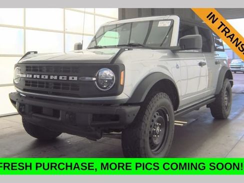 Used 2022 Ford Bronco Black Diamond AWD/4WD image 1