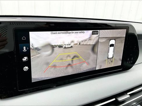 Used 2025 Hyundai Palisade SEL FWD image 28