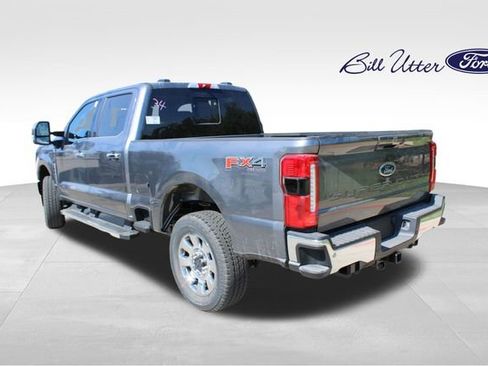 New 2026 Ford F250 Lariat w/ Chrome Package image 4