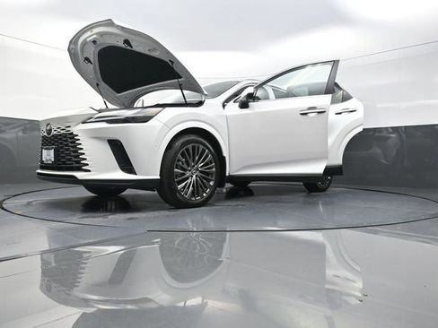 Used 2024 Lexus RX 350 w/ Convenience Package image 32