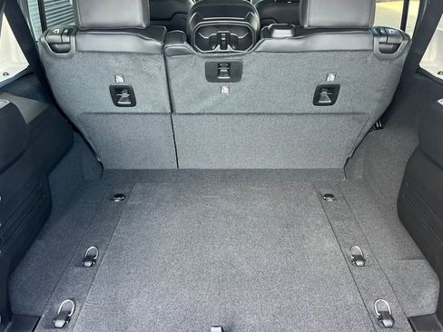 New 2026 Jeep Wrangler Unlimited Rubicon image 15