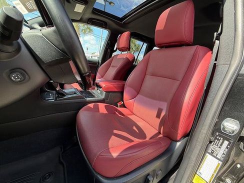 Certified 2023 Lexus GX 460 Premium AWD/4WD image 12
