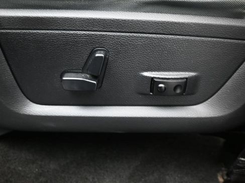 Used 2016 RAM 2500 Big Horn AWD/4WD image 10