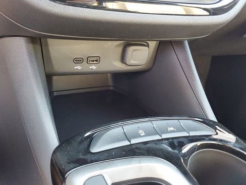 New 2026 Buick Envista Sport Touring w/ Convenience I Package FWD image 23