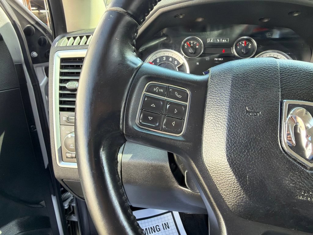 Used 2018 RAM 1500 4x4 Crew Cab Lone Star image 28